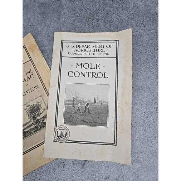 US Department Of Agriculture Farmers Bulletin Lot Of 2 Mole Control / Poison Ivy - Picture 2 of 9